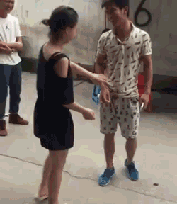 【每日一笑】还有2天就可以拿2500购物卷,都想买什么呢?