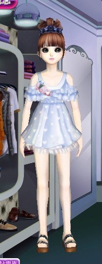 这裙子 好看是好看 就是像孕妇